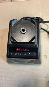 5-programli-xpress-blender-blendtec-commercial-03542